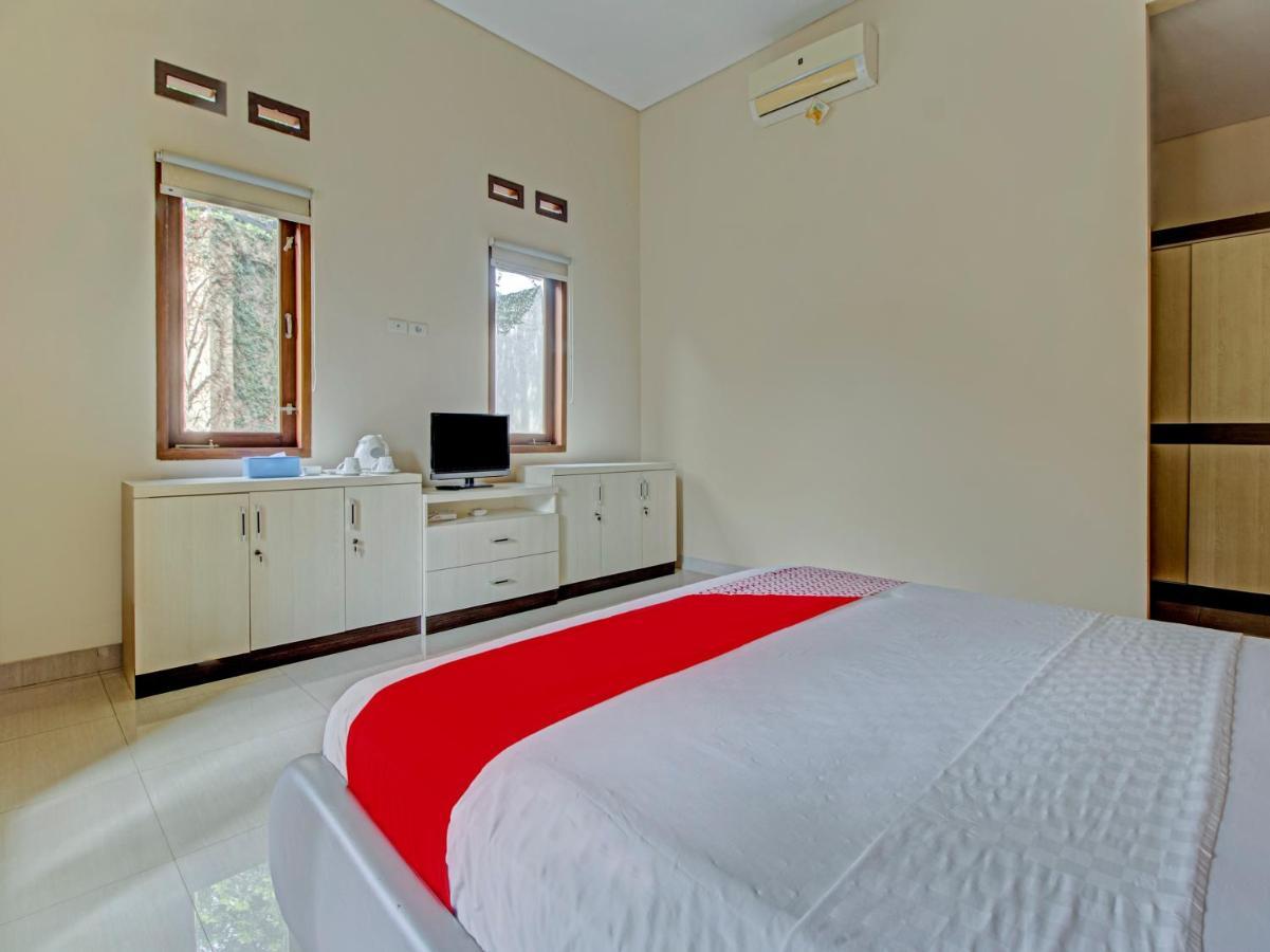 Oyo 89997 Hotel Bumi Kedaton Waterpark Bandar Lampung Zewnętrze zdjęcie